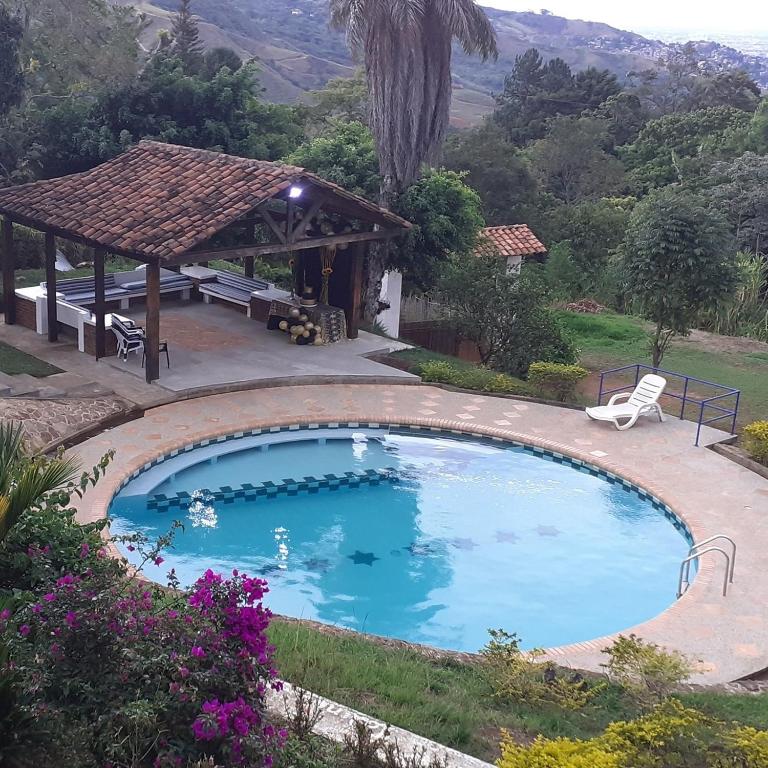 La Carolina Cali complejo Turístico en Cali, Colombia opiniones