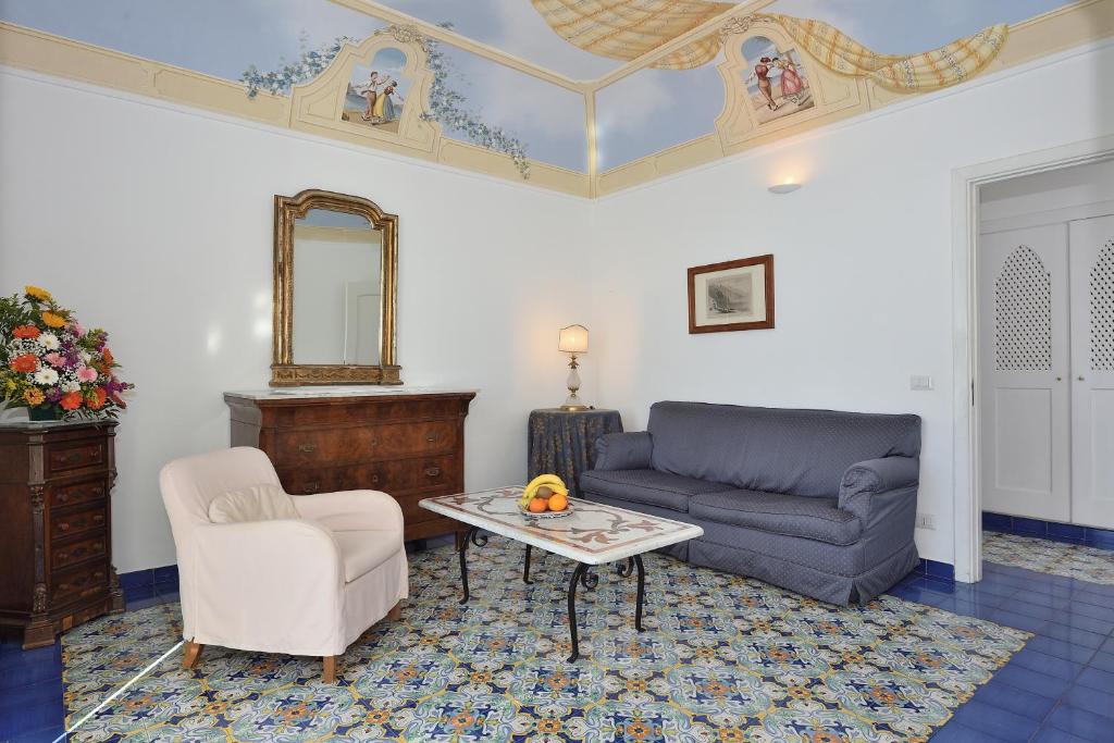 Hotel Luna Convento — Hotel rooms in Amalfi, Campania