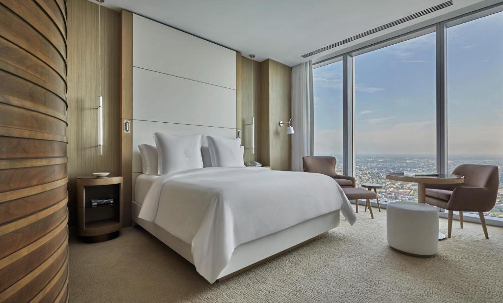 Four Season Hotels Accommodations
