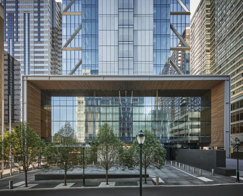 Four Seasons Hotel Philadelphia at Comcast Center photo