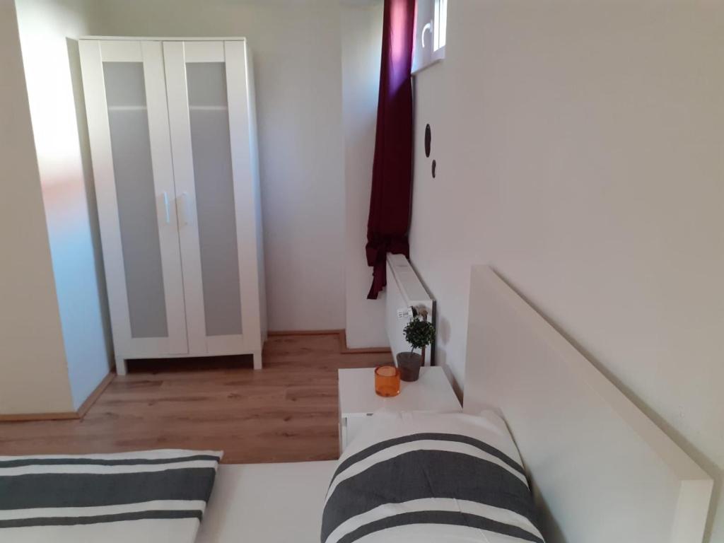 Souterrain Apartment Laatzen photo