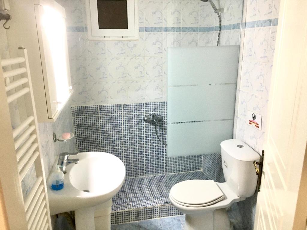 Apartment near airport and beach photo