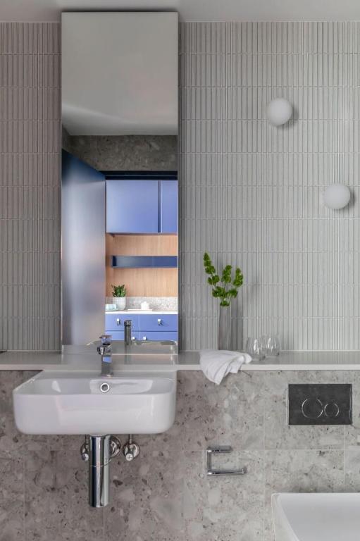 Byng Street Boutique Hotel photo