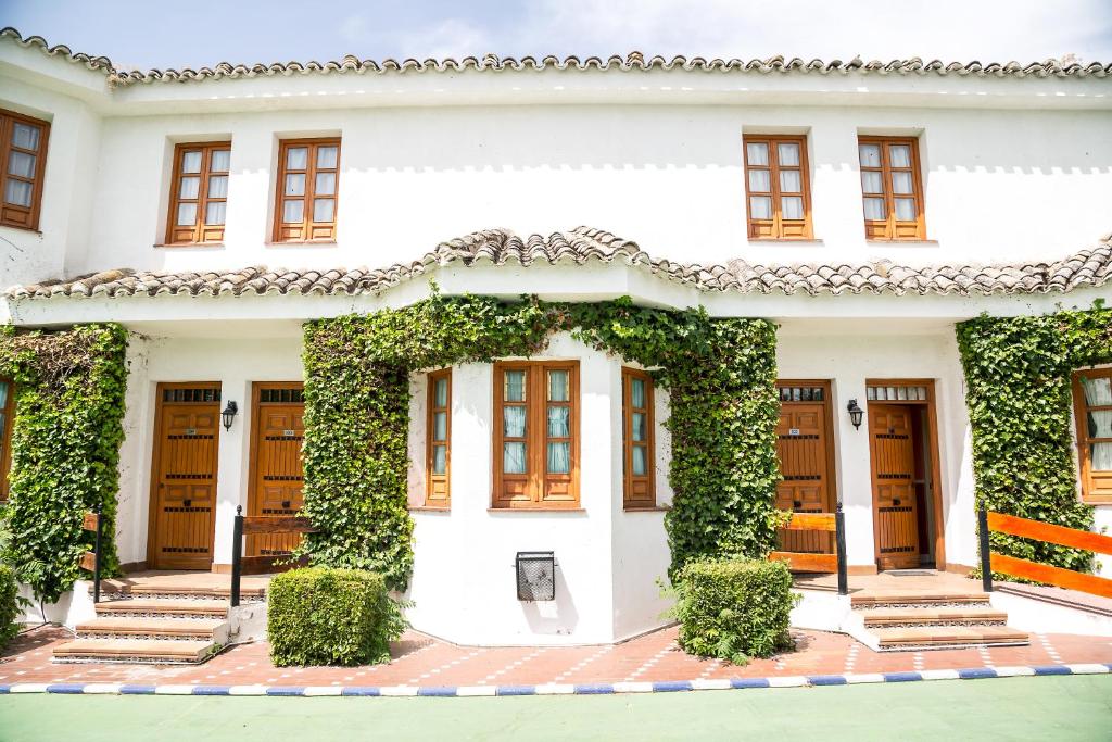 Los Arcos — Hotel in Dosbarrios