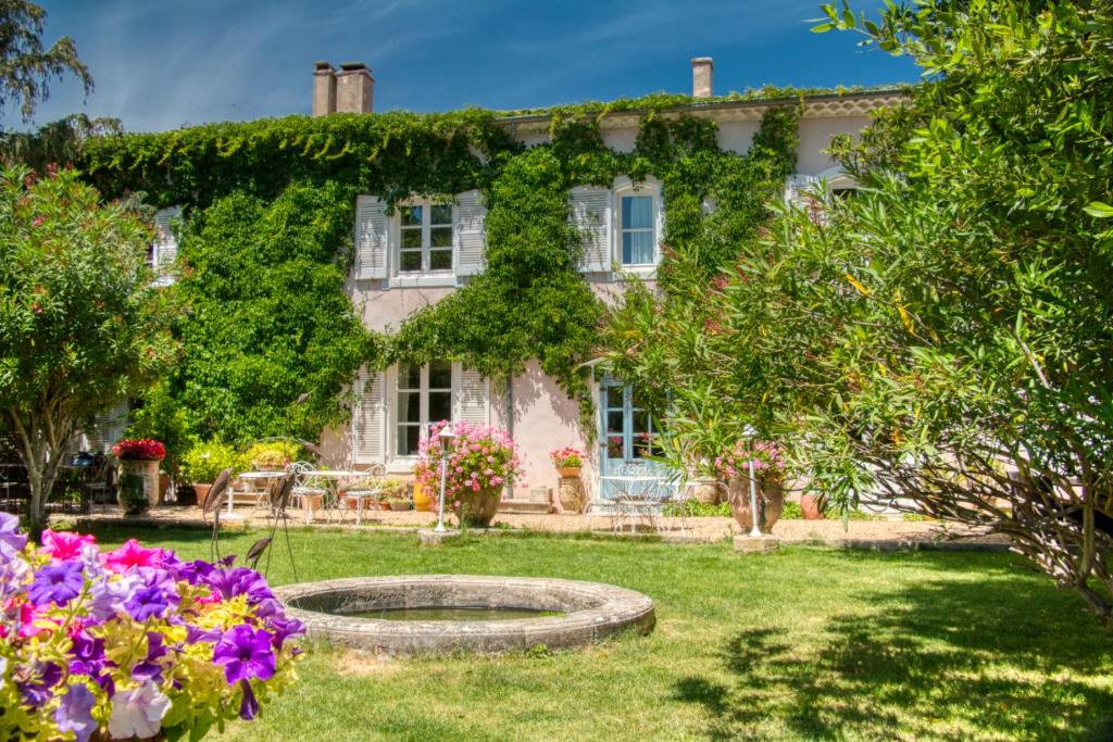 Mas d'Escattes — Hotel in Nimes