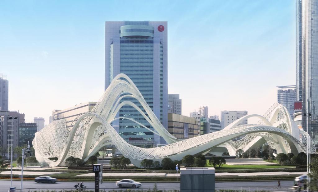 Ramada Plaza by Wyndham Optics Valley Hotel Wuhan Wuchang photo
