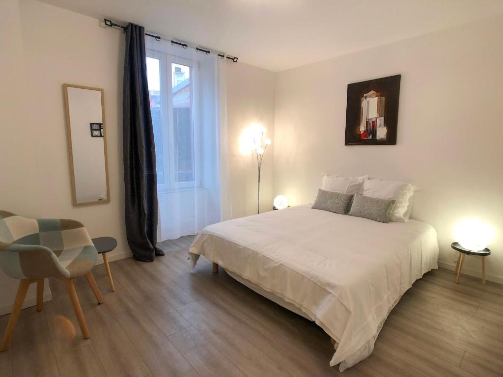 Deluxe Design - City Center Cosy Apartments photo