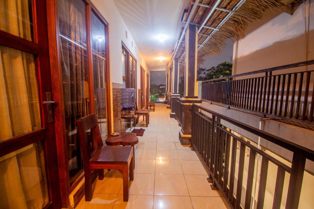 Putra Dadi Guest House photo