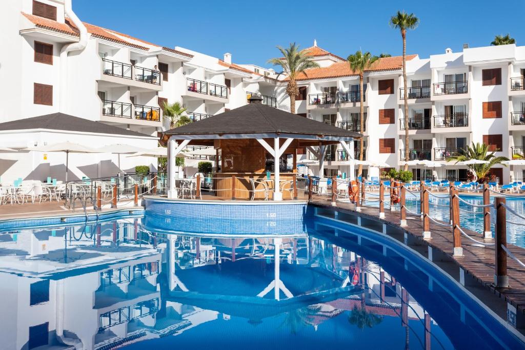Globales Tamaimo Tropical — Swimming pool in Puerto de Santiago, Canary Islands