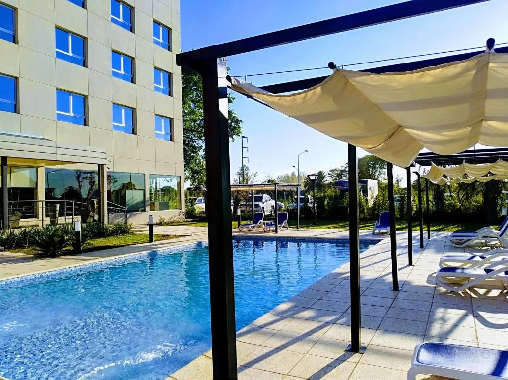 Platinum Hotel Casino, hotel in Villa Ángela