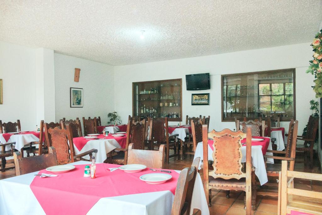Hotel Colonial Plaza - 5