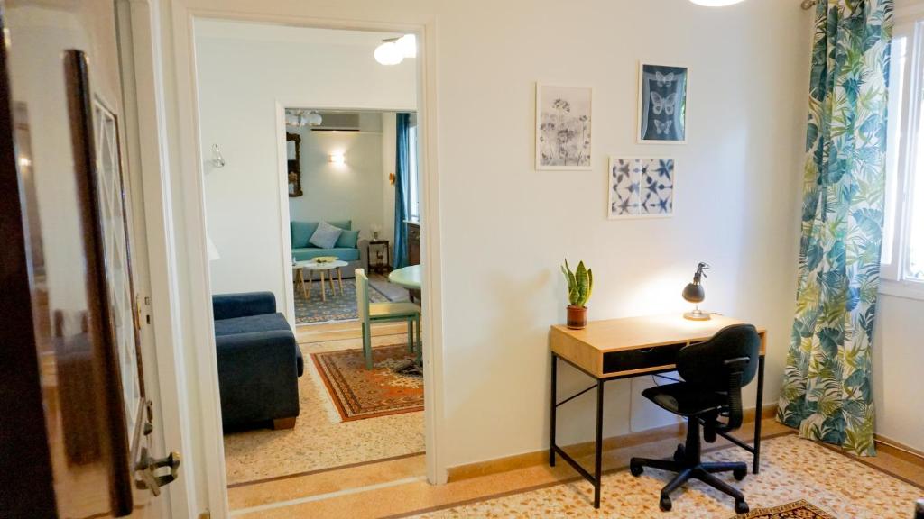 Comfortable Apartment in Kallithea by Athenian Homes photo