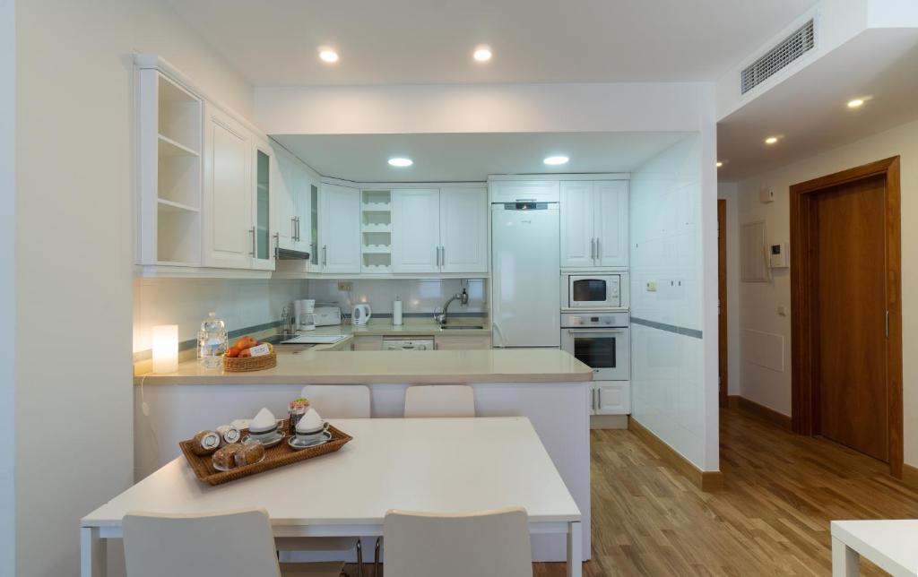 Holidays & Home Malaga Centro MariaZambrano- Parking Gratis - 5