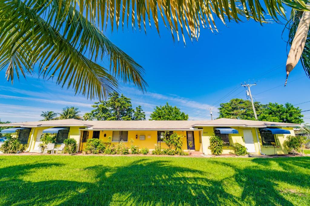 Beach Chairs, Good Kitchen, Strong Wifi on 14th Ave — Hotel in Fort Lauderdale (FL)