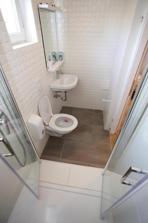 Apartments Rooms PAROMLIN CENTAR photo
