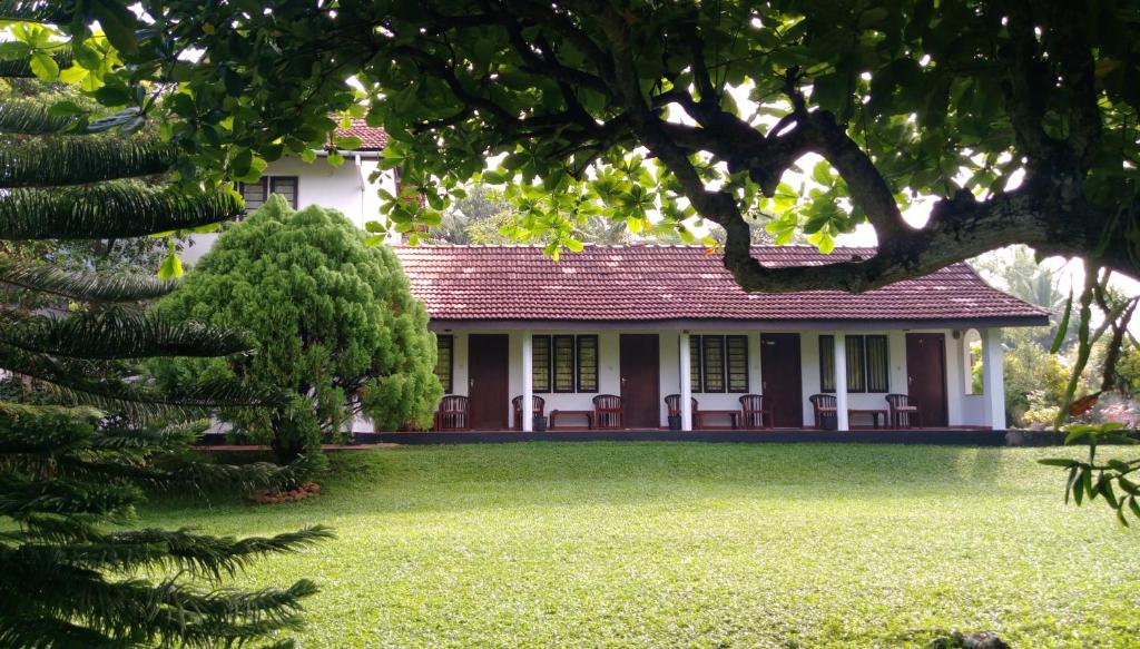 4 Seasons Guesthouse photo