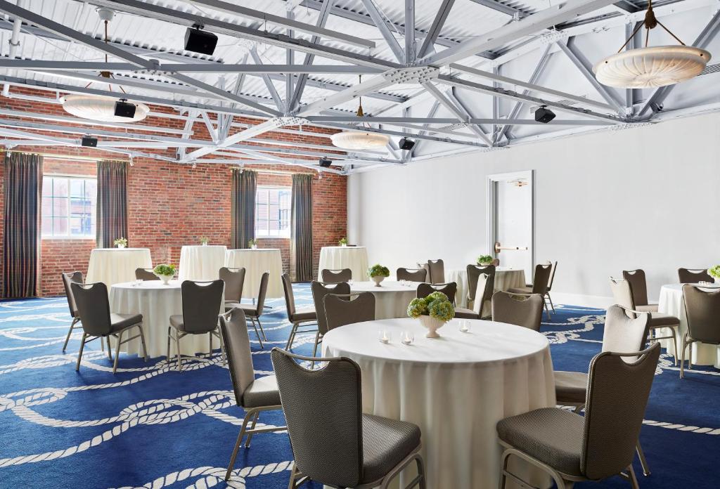 Graduate Annapolis Photo 49