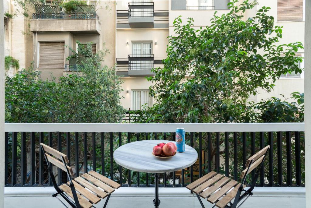 A Short Walk to Syntagma and Plaka by Athenian Homes photo