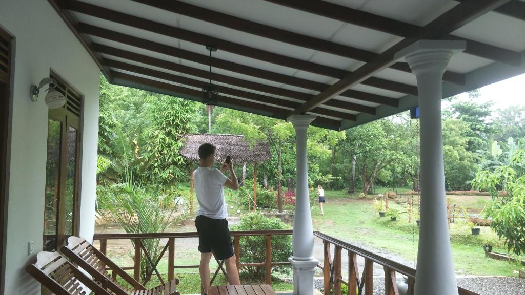 Avian Garden Udawalawe photo