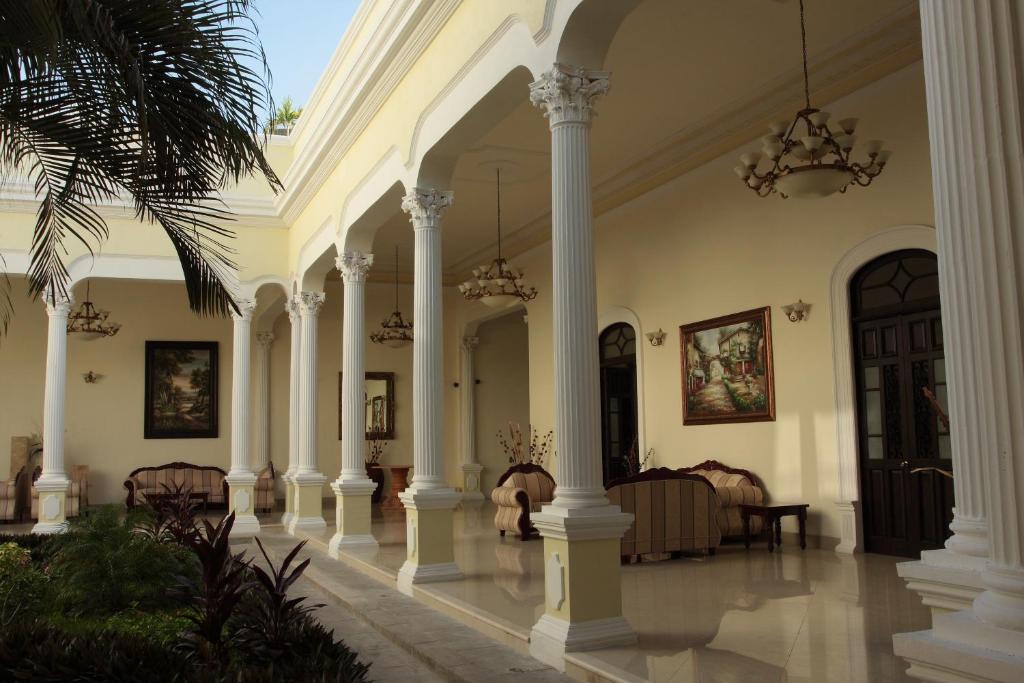 Gran Real Yucatan photo