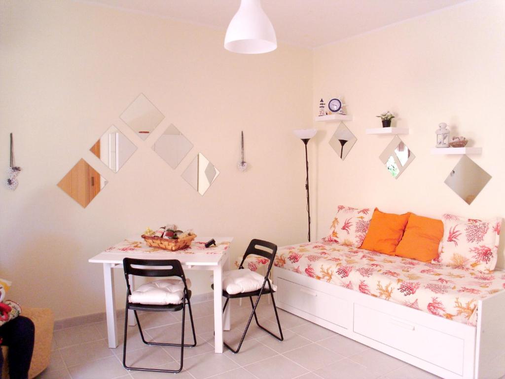 Studio with enclosed garden at Pula 1 km away from the beach img1