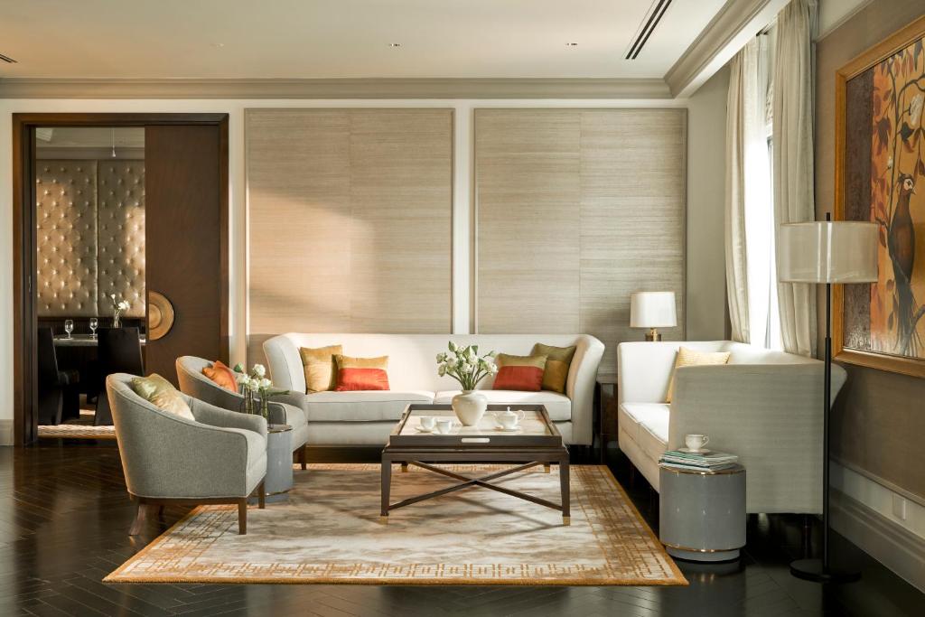 会議室 / ダンスホール