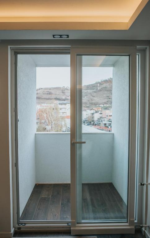 Safir apartment photo