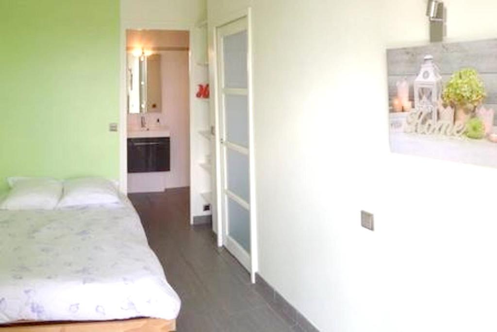 Appartement d'une chambre avec vue sur le lac balcon amenage et wifi a Blois