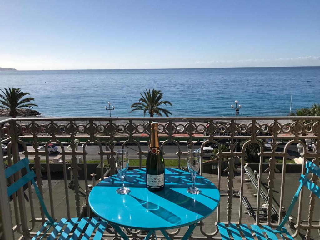 219 Promenade - 3