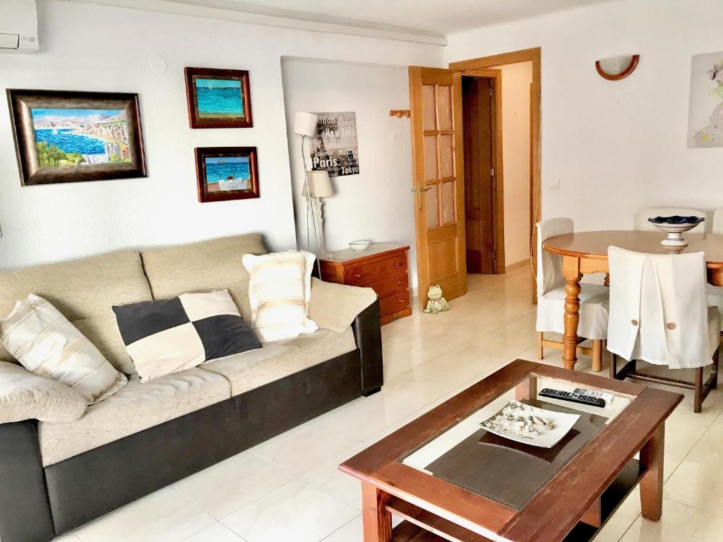 Los Ranchos Levante Apartment - 5