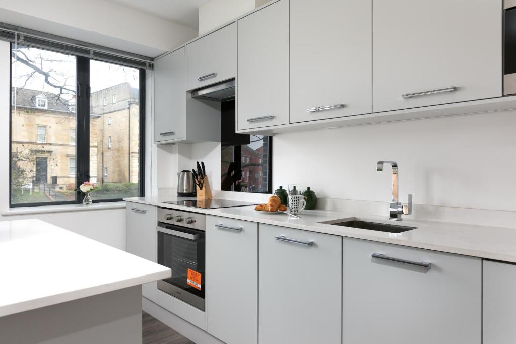 Reading Kings Road Lodge by Creatick Apartments photo