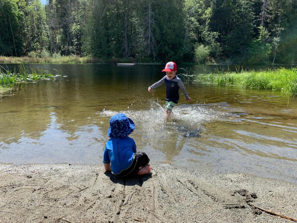 Cusheon Lake Resort photo