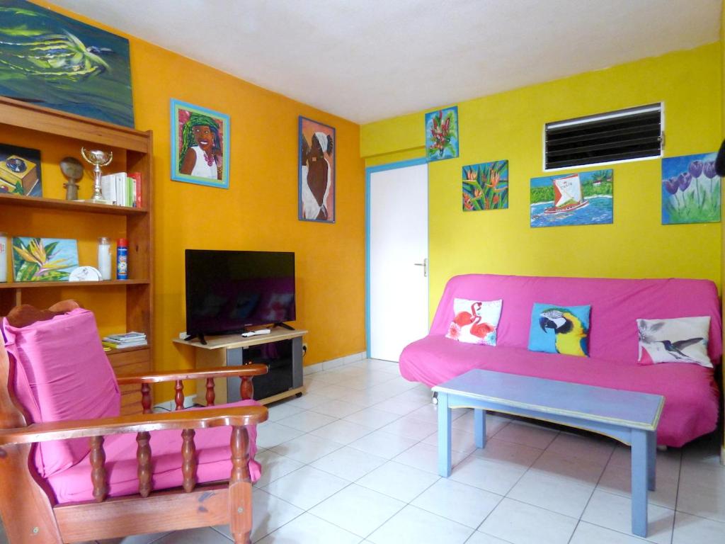 Appartement accueillant avec vue sur la mer - 70 m² à Les Trois-Îlets, Les Trois-Îlets