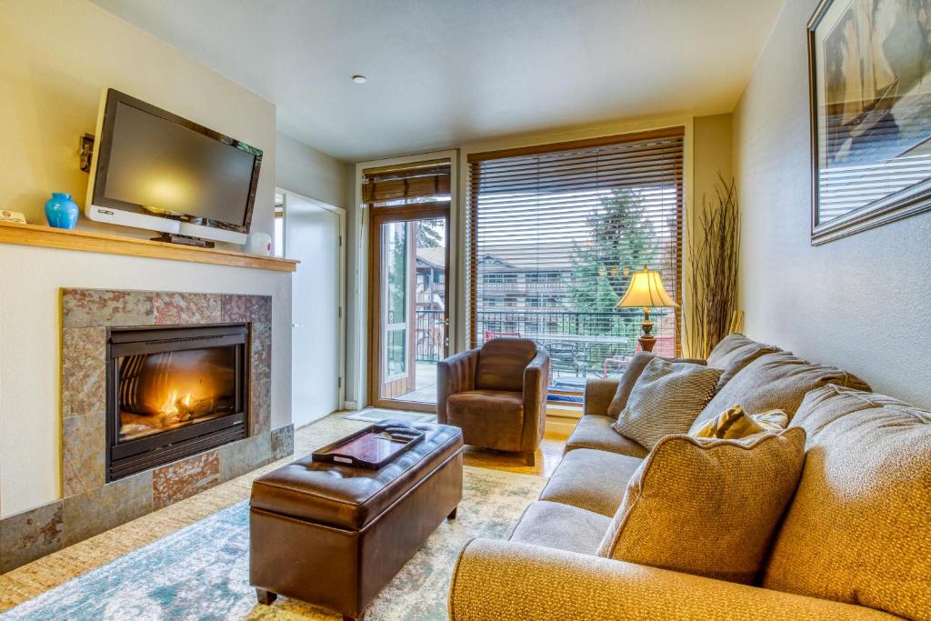 Chelan Resort Suites — Hotel in Chelan (WA)