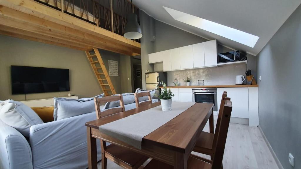 P.D.S APARTAMENT, Visla