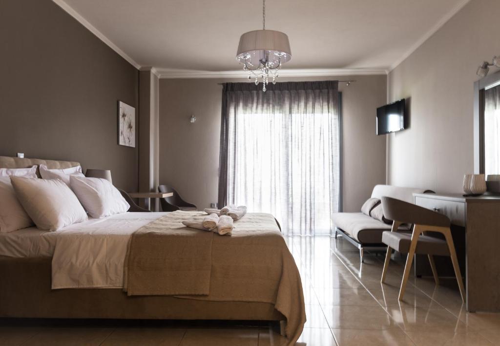 Phaedra Suites photo