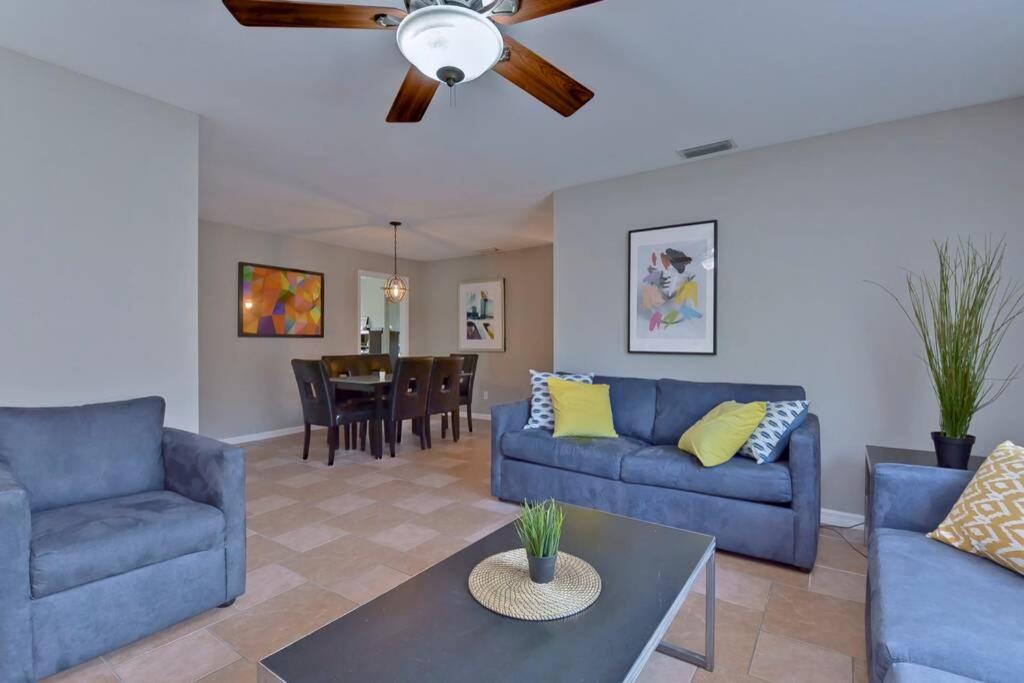 Ybor Casita! Steps away from Centro Ybor! photo