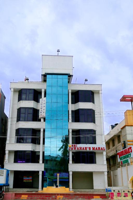 Jawahar's Residency By Omatra photo