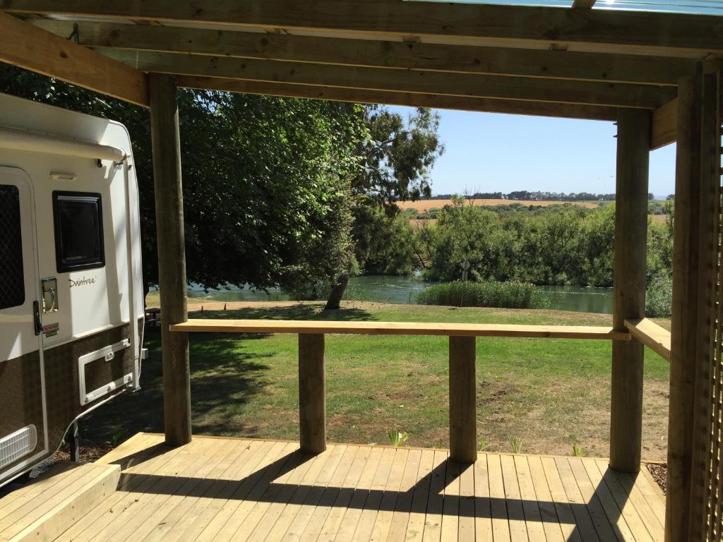 Longford Riverside Caravan Park — Hotel in Longford