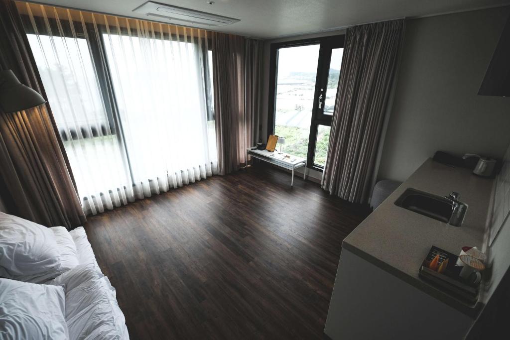 Hotel Seogwipean photo