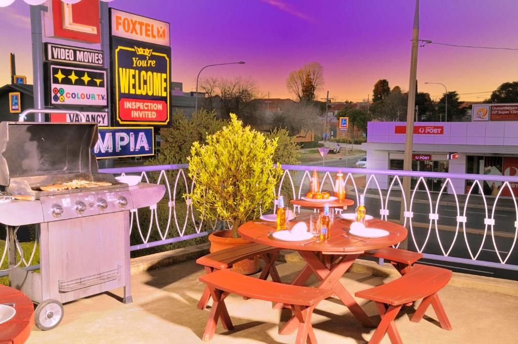 Olympia Motel photo