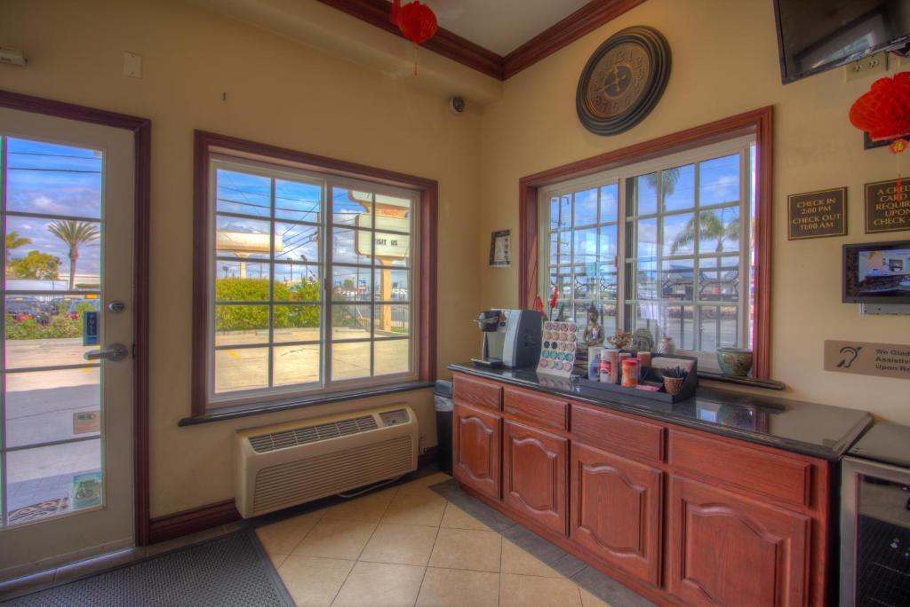 The Princess Inn Westminster Huntington Beach photo