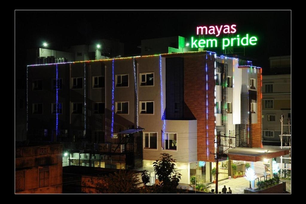 マヤス ケム プライド ホテル (Mayas Kem Pride Hotel)
