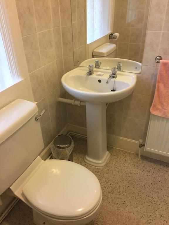 Longfield Guest House photo