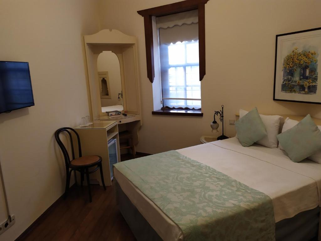 Minyon Hotel photo