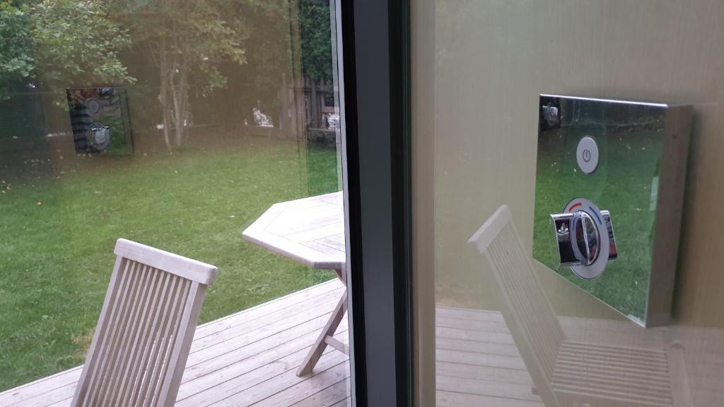 Mirror House Roosi 21 photo