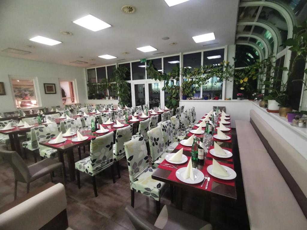 Pension & Restaurant TsingDao photo