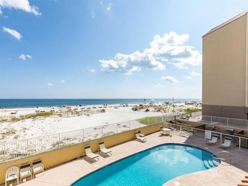 Clearwater 1A by Meyer Vacation Rentals in in Gulf Shores (AL