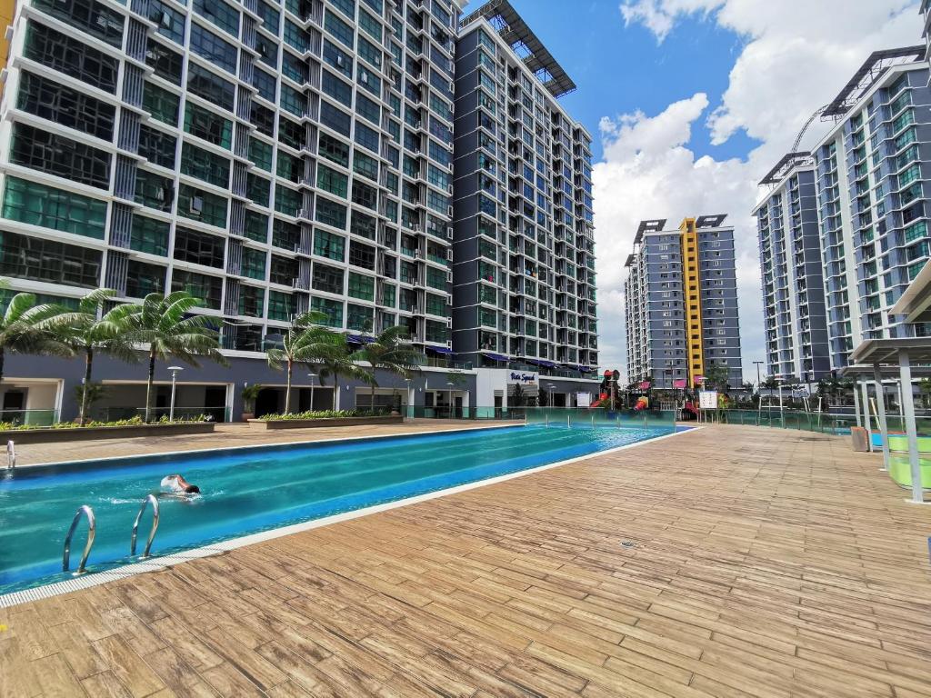 Great swimming pool