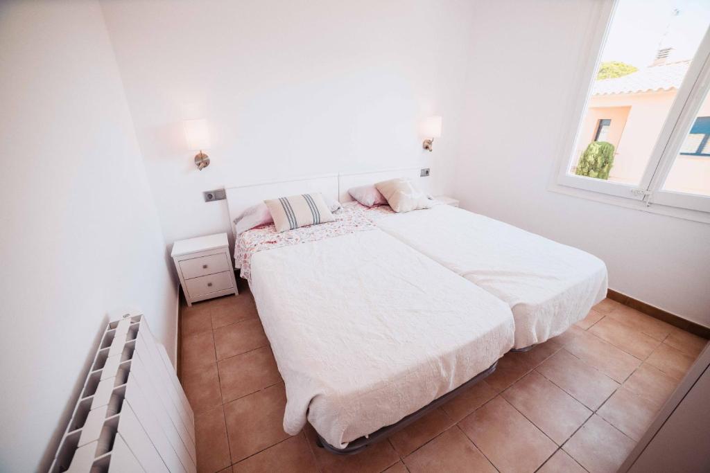 Apartamento reformado a 2 minutos de la playa en Calella! - 4
